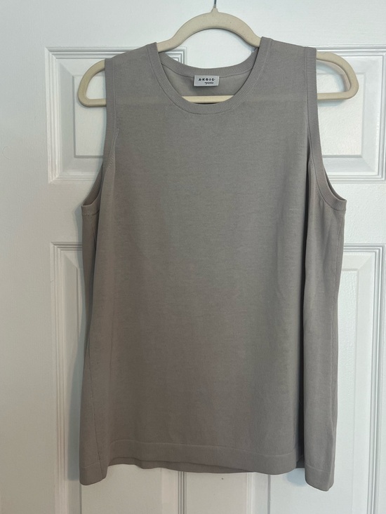 Akris Punto Tops - Akris Punto  100% Baumwolle-Cotton Sleeveless Crewneck Tank in Light Gray
